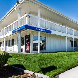 Motel 6-Sparks, NV - Airport - Sparks, viešbutis Ryne