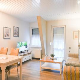 Dünenhaus Fewos - Zum Strand 50m, hotell i Ueckeritz