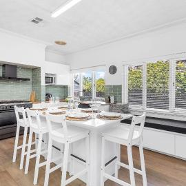 Cosy Bassendean Family Cottage