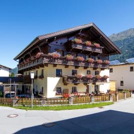 Albert'n Haus, hotel in Längenfeld