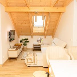 Nowoczesny Apartament z dwoma sypialniami Mochnaczka Niżna