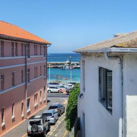 Kalk Bay 1-Bed at Windsor Apartments near Harbour