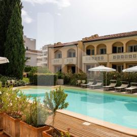 Homiday - Villa Rosella, hotel a Roseto degli Abruzzi