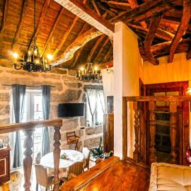 Casa da Avó Selene - Refúgio Exclusivo e Rústico no Douro, hotel di Favaios