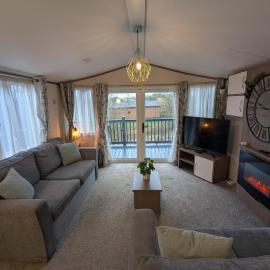 Riverside Retreat، فندق في Felton