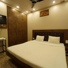 Sharsh Banquet and Hotel, hotel in Patna