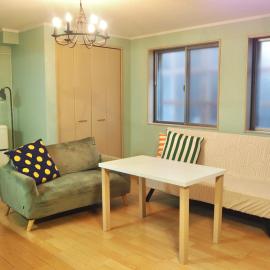 Grand Opening Sale!!! 最大5人まで-関西空港近く-JR日根野駅前-貸切一軒家 Entire House Near Kansai Airport-Max 5 people-The Palm Guest House – hotel w mieście Izumisano