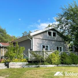 Lovely Cottage near the Resort Nösund SE09111, хотел в Nösund