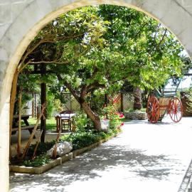 Agriturismo Malapezza, hotel em Borgagne