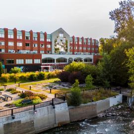 Hôtel Château Joliette, hotel en Joliette