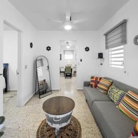 Casa Luquillo Cozy Retreat House With Pool n Tub, hotel en Luquillo