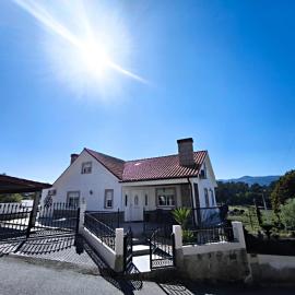 PESO RIVER HOUSE – hotel w mieście Melgaço