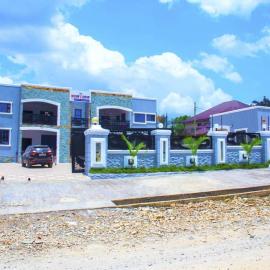 Rych Lodge, hotel di Trofwi