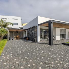 GuestReady - Malina's Villas, hotel in Ribeira Grande