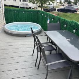 Tattershall Lakes Pet Friendly Hot Tub Breaks, מלון בטאטרשאל