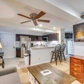 Pet-Friendly Apt Near Ocoee River & Waterfalls, hotel a Etowah