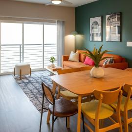First Floor 2B2B • Pool, Gym, Dog Park • Near DTA