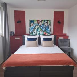 Hotel Haus Niggemann โรงแรมในฮัททิงเงน
