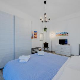 Brandnew luxury house near metro station, hotel in Rome