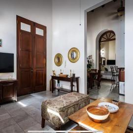 Stylish Old San Juan 1 Br, 1 Bath, 1 Loft Condo!