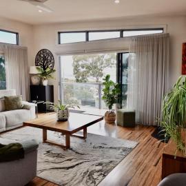 Paradise - Spacious, Ocean Views, Outdoor Living, Hotel in Dodges Ferry