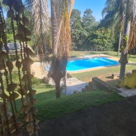 Chácara com 3 dormitórios, hotel en Louveira