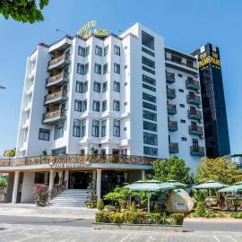 The Palms Hotel