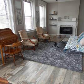 1 Bed, idyllic, stadiums, free parking, & Pets OK, hótel í Pittsburgh