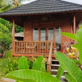 Yellow Coco Gili Gede, hotel in Gili Gede