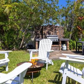 Sommaroy - Pet Friendly with Fire Pit, hotel a Currarong