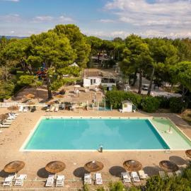 Camping Village Costa Est, hotel in Riotorto