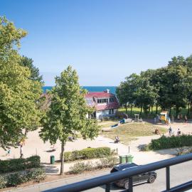 Hotel Haus am Meer Kühlungsborn in direkter Strandlage, Zimmer mit Meer- oder Gartenblick, teils Balkon & Frühstück zubuchbar in historischer Villa, hotel in Kühlungsborn