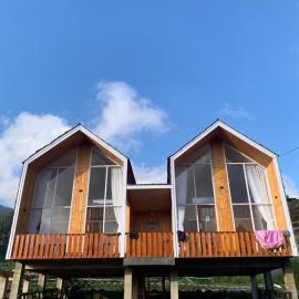 Cabin wahyu abadi near prau Mountain type mezzanine, hotel in Dieng