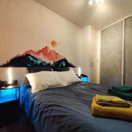 Stellar Lodge # Parking - Calme - Proche Thermes: Aix-les-Bains'de bir otel