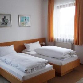 PensionSchilling, hotel a Grasbrunn
