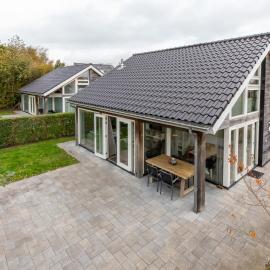 Zonnedorp 21 Beach Villa Joya Renesse | Luxe Strandvilla met Sauna, hótel í Renesse