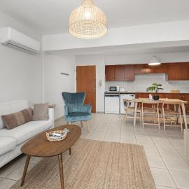 Downtown Stadium 3 Bedroom Apartment