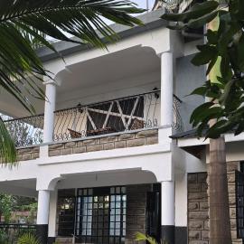 Aryana Furnished Apartment, hôtel à Kisumu