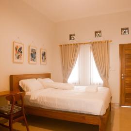 Trisha Home, hotel in Ungasan