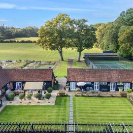 Whitmoor Farm, hotel en Guildford