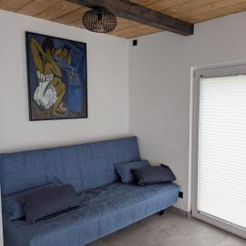 Wasserschloss Apt - von Taube Refugium für 1-2 Personen mit Terasse, Küche, Garten, Wifi, TV, Bar, Dusche, Waschmaschine, Parkplatz, versteckt gelegen، فندق في Neukirchen