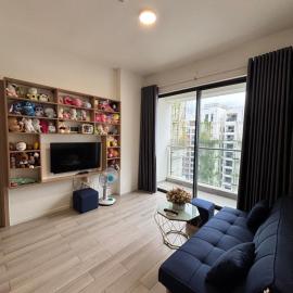 Fully Furnished 2 Bedroom Apartment, Luxury Masteri Lumiere at Vinhome Grand Park D9, hotel sa Gò Công