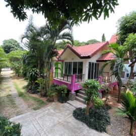 Mae Somboon House