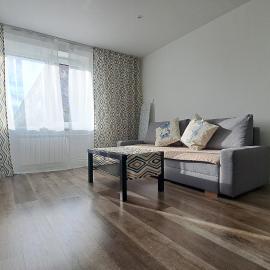 Sea Breeze Apartment, hotell Sillamäel