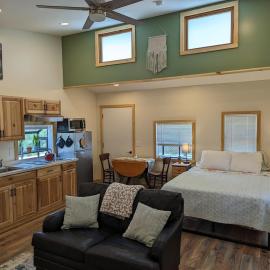 Little Fawn Lookout- Peaceful & Convenient Retreat, hotel di Kingsport