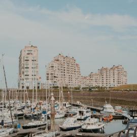 Kustverhuur, Appartement aan Zee, Port Scaldis 01061, hotel in Breskens