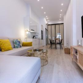 Apartamento moderno recién reformado con patio en el centro de Elche