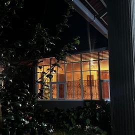 Massbungalow: Tindummal şehrinde bir otel
