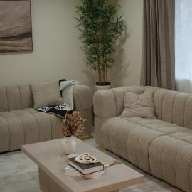 Stylish 4BR Getaway, Foosball, Easy Highway Access