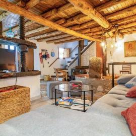 Impresionante casa molino con dos dormitorios, viešbutis mieste Benadalid